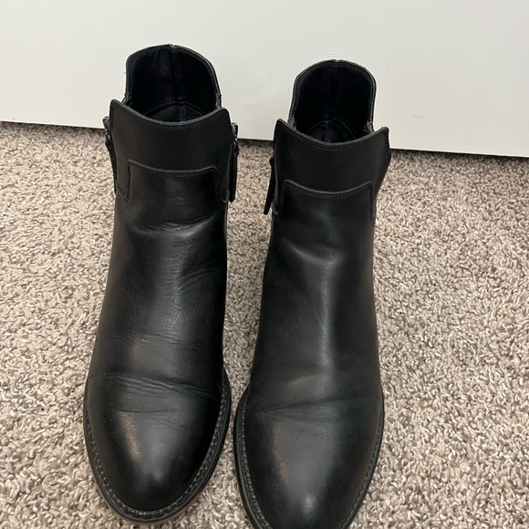 Franco Sarto Black Leather Ankle Chelsea Boots Dual Zipper Women's Size 8.5 - Picture 7 of 12